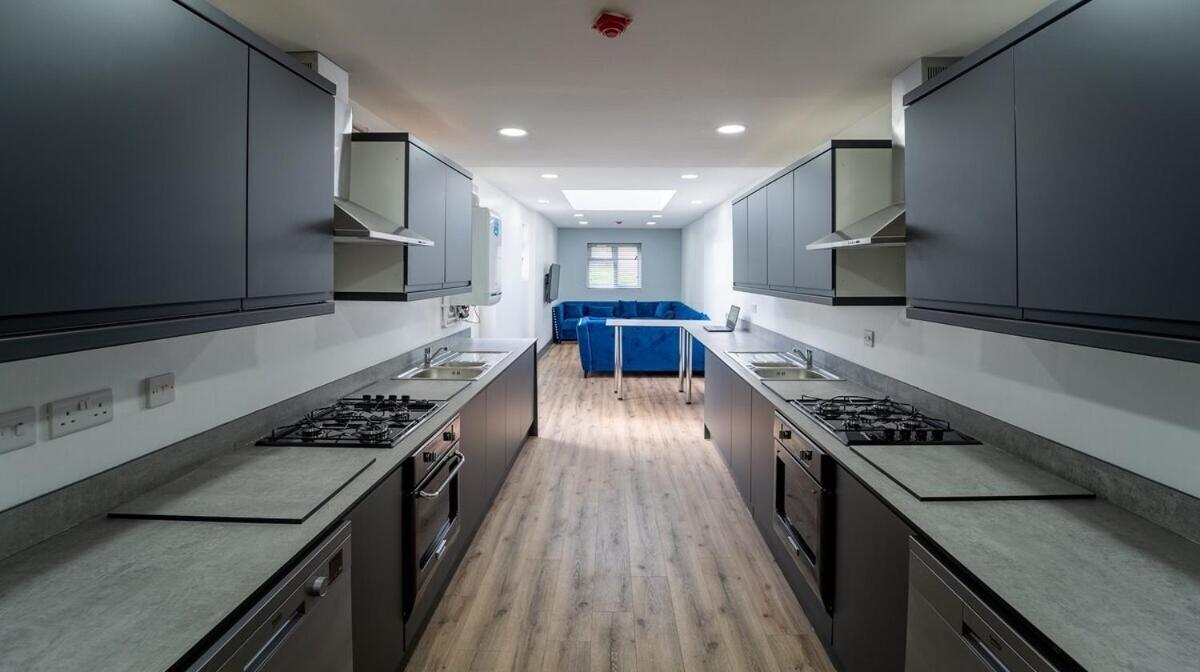 Free Parking Cosy Studios Close To City And Qe And Uob! Бірмінгем Екстер'єр фото