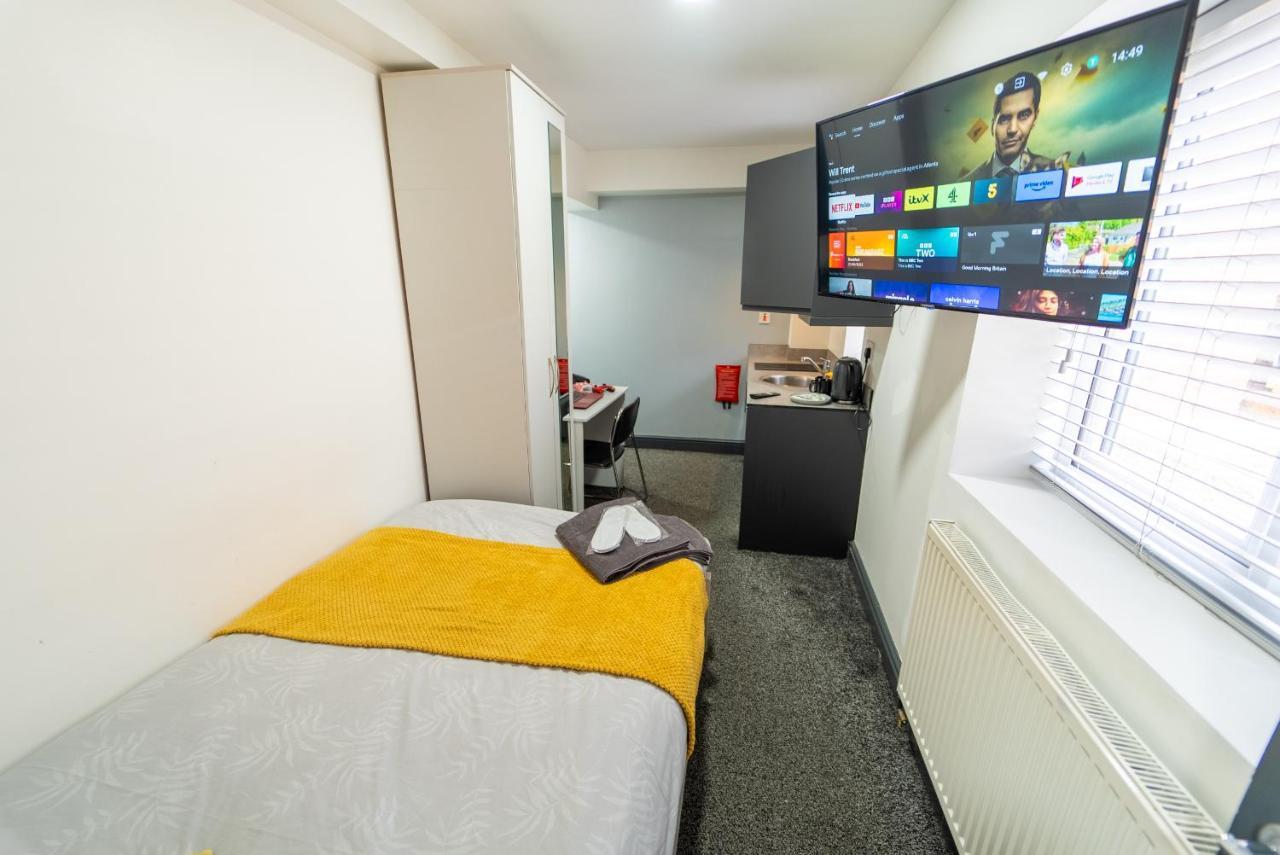 Free Parking Cosy Studios Close To City And Qe And Uob! Бірмінгем Номер фото