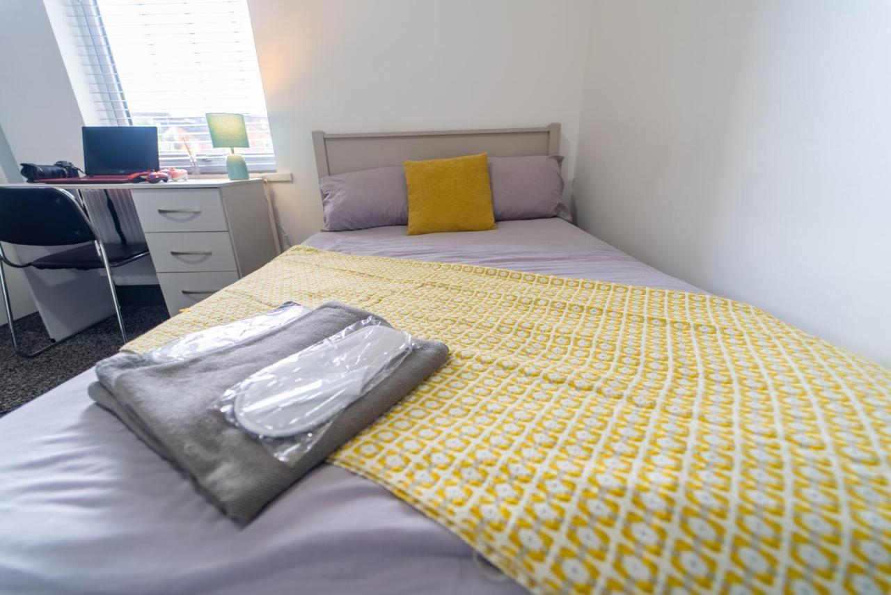 Free Parking Cosy Studios Close To City And Qe And Uob! Бірмінгем Номер фото