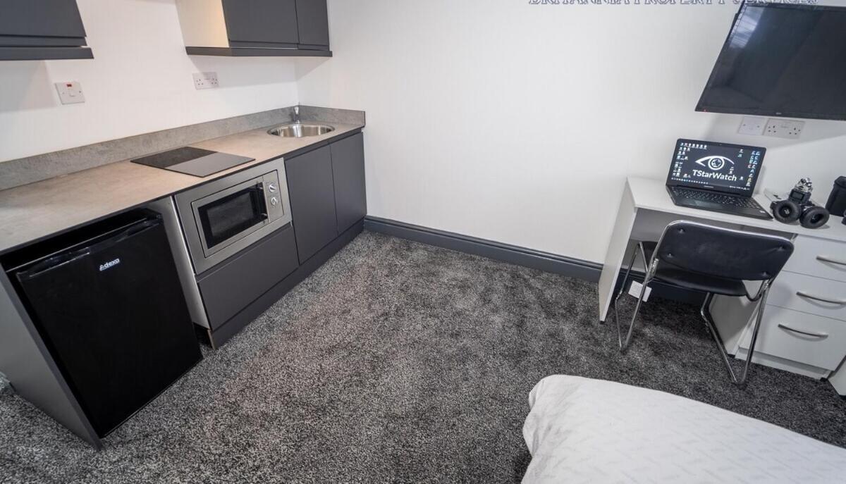 Free Parking Cosy Studios Close To City And Qe And Uob! Бірмінгем Номер фото