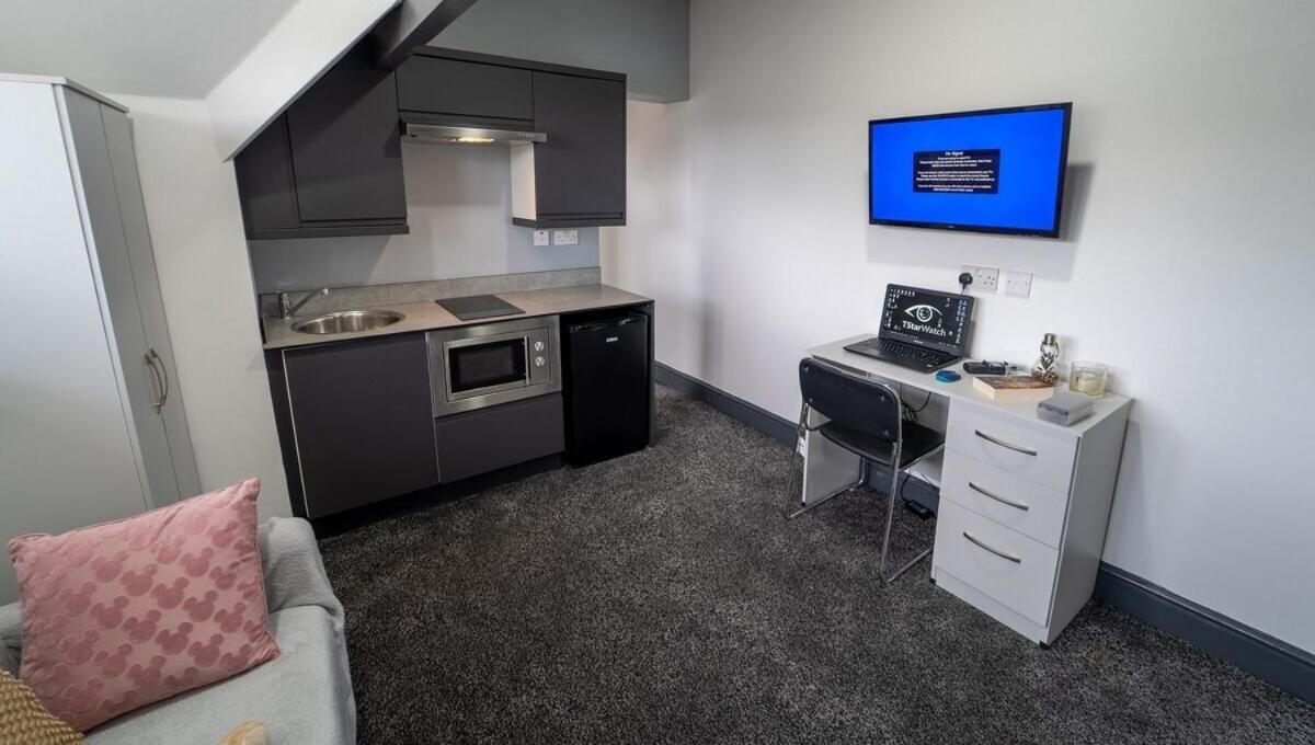 Free Parking Cosy Studios Close To City And Qe And Uob! Бірмінгем Номер фото