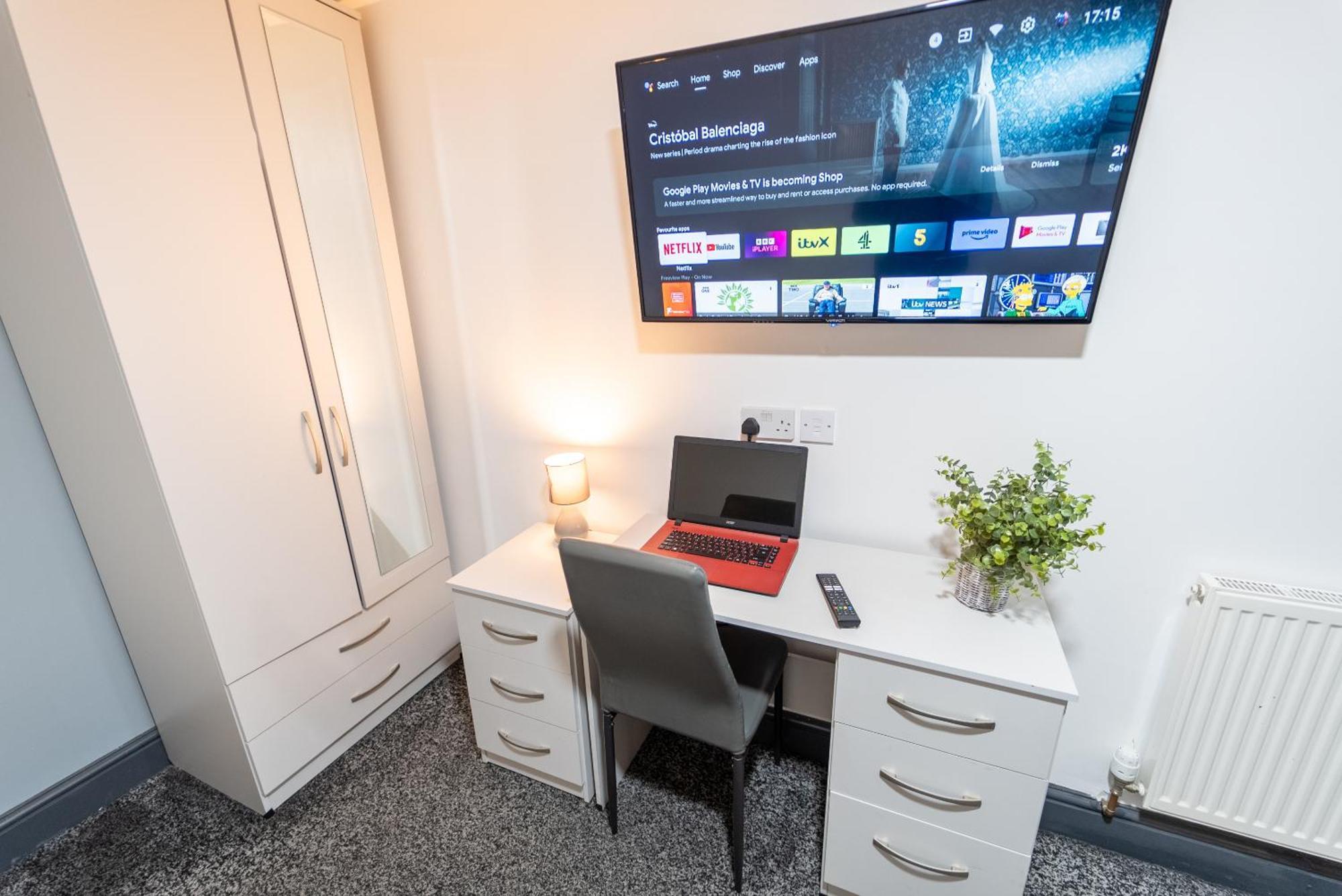 Free Parking Cosy Studios Close To City And Qe And Uob! Бірмінгем Номер фото