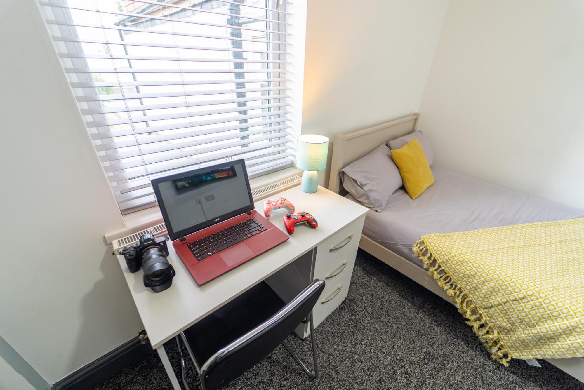 Free Parking Cosy Studios Close To City And Qe And Uob! Бірмінгем Номер фото