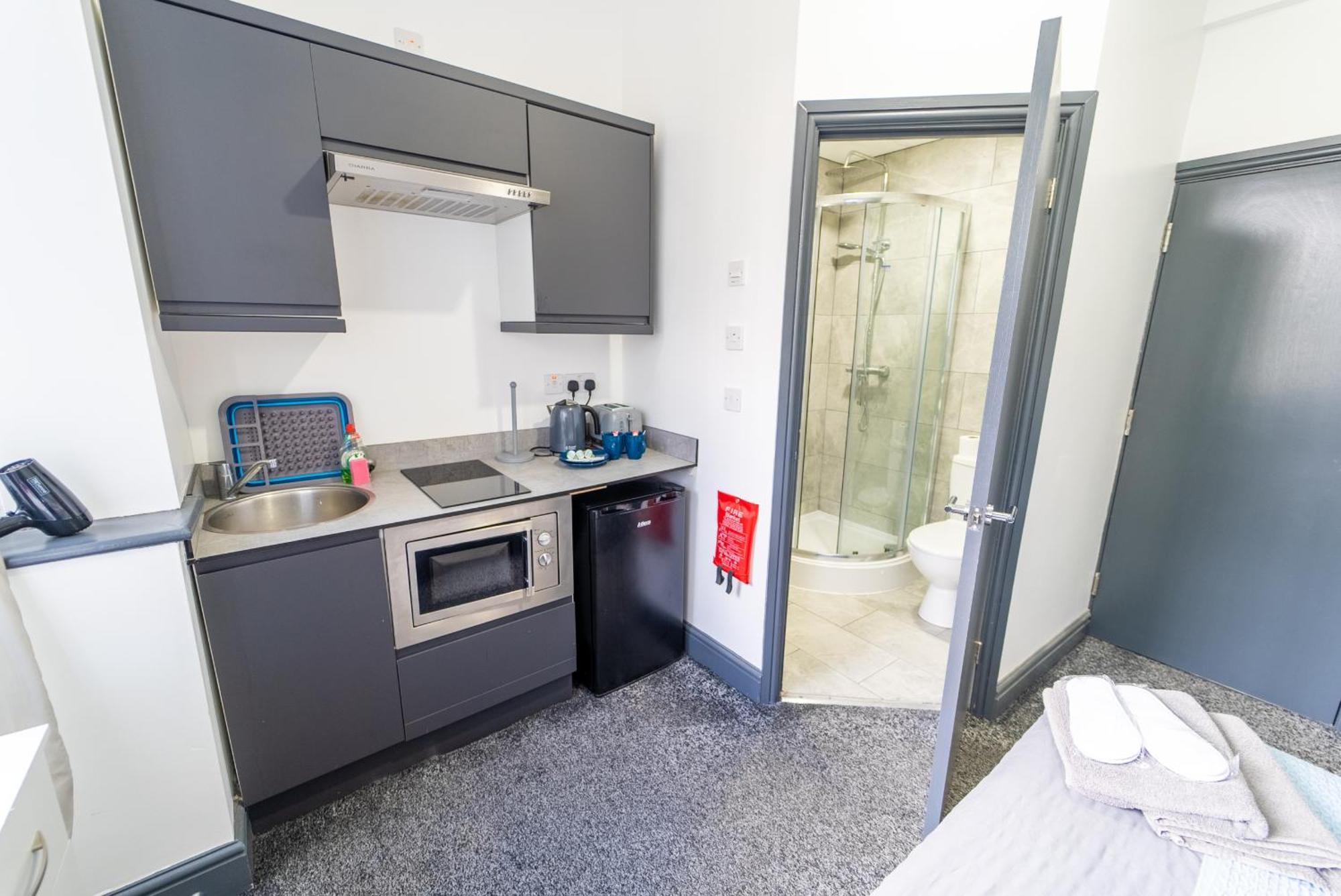 Free Parking Cosy Studios Close To City And Qe And Uob! Бірмінгем Номер фото