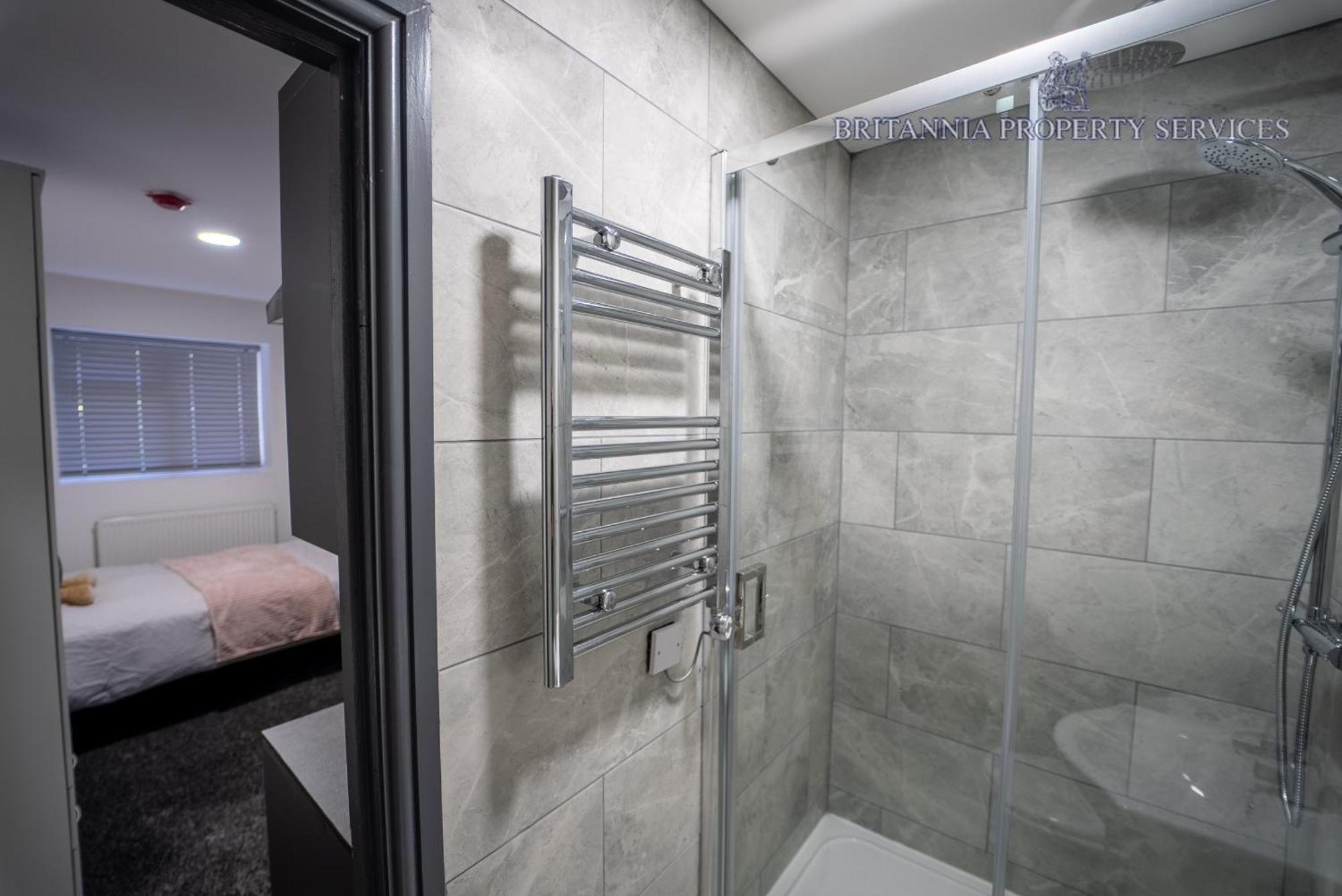 Free Parking Cosy Studios Close To City And Qe And Uob! Бірмінгем Номер фото